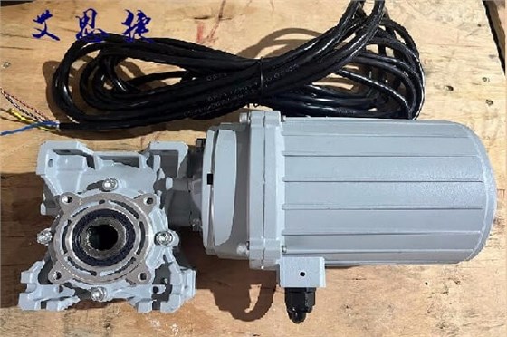 艾思捷洗車機(jī)減速機(jī).jpg 艾思捷洗車機(jī)減速機(jī).jpg